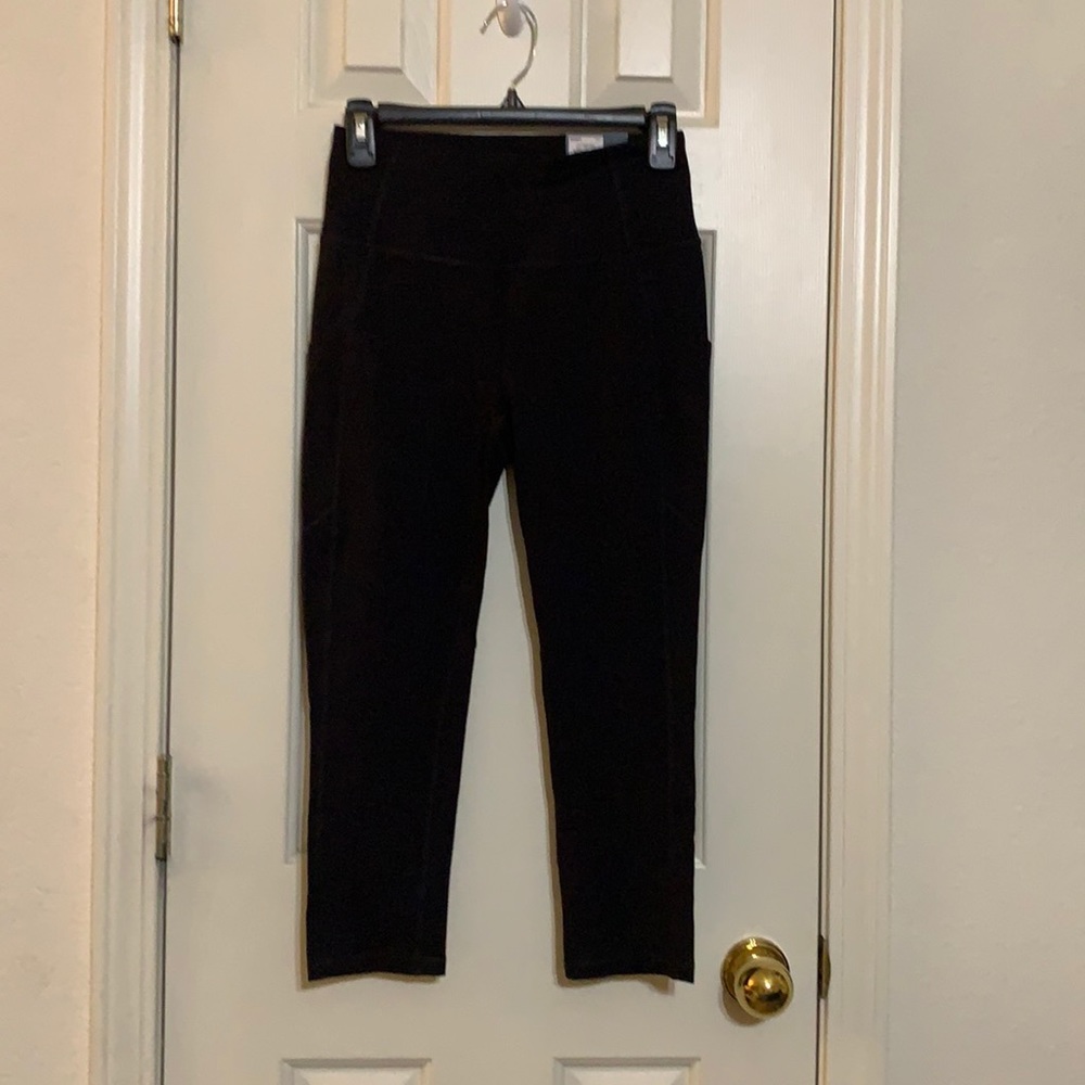 TEK GEAR high rise Capri